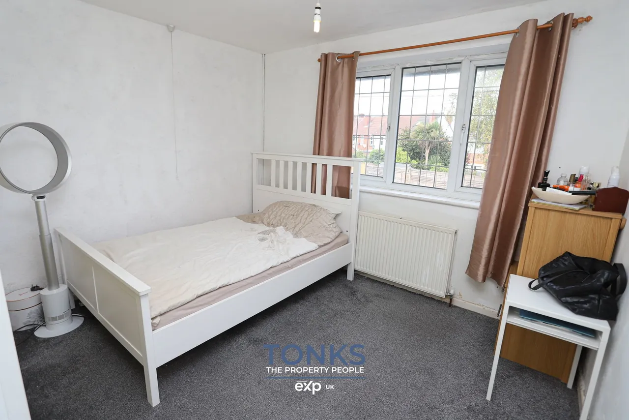 Field View Drive, Rowley Regis, B65, photo 11
