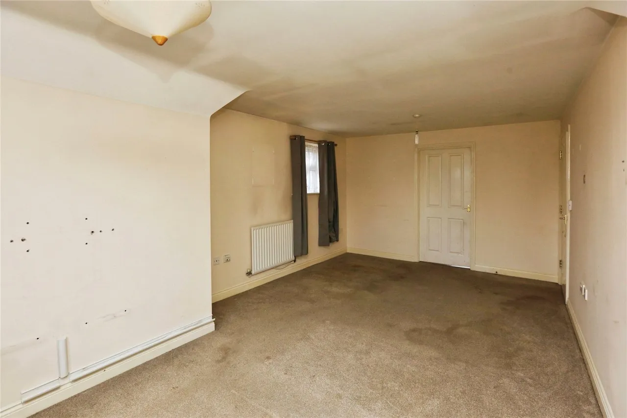 Station Road, Park Gate, SO31, photo 6