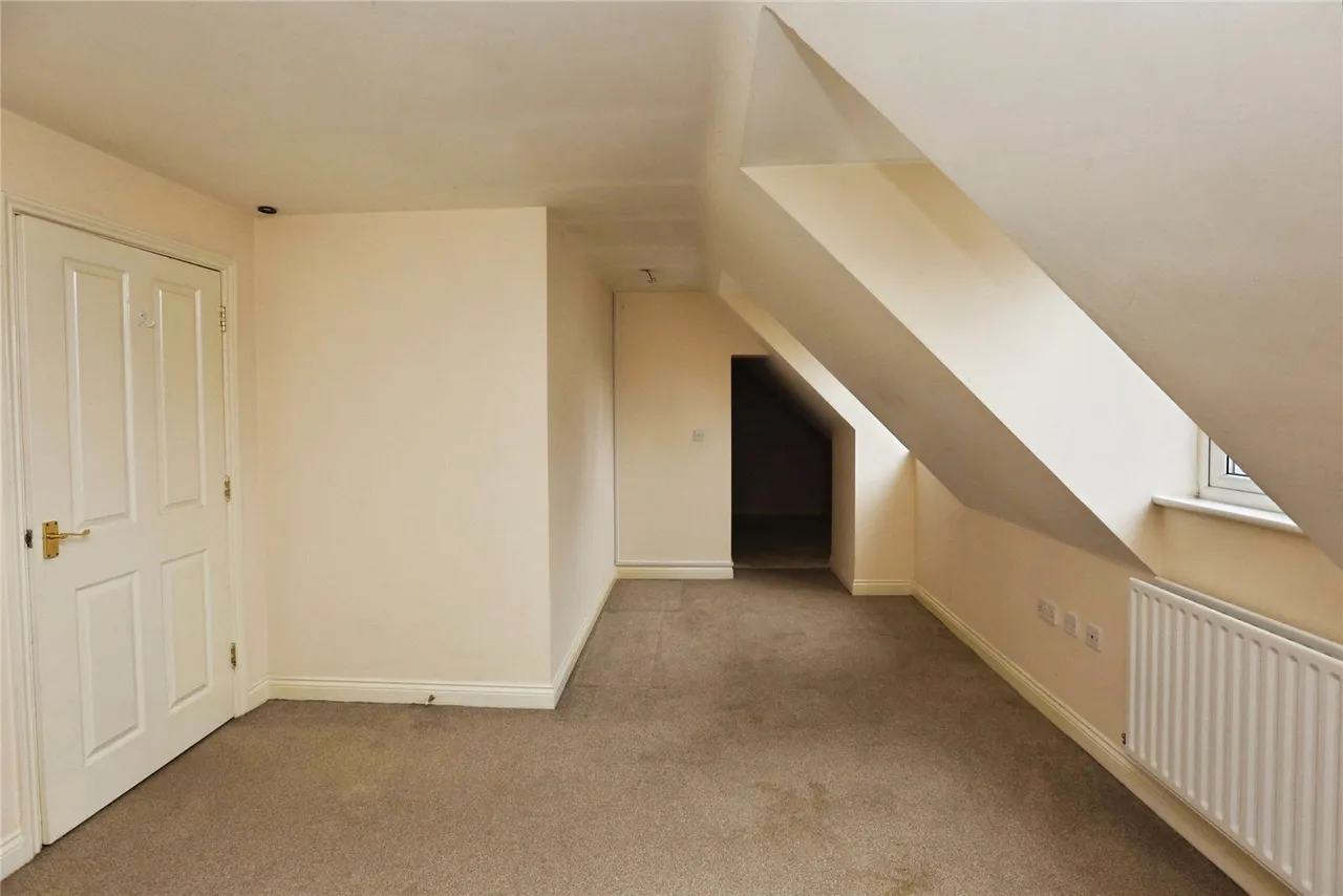 Station Road, Park Gate, SO31, photo 4