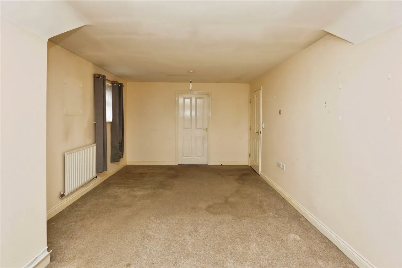 Station Road, Park Gate, SO31, photo 8