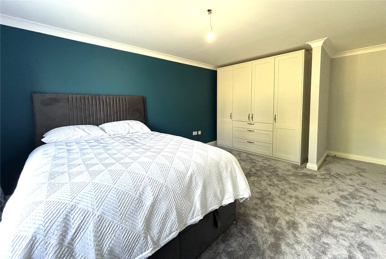 Searlewood Court, 143 Guildford Road, Woking, Surrey, GU24 9LS, photo 7