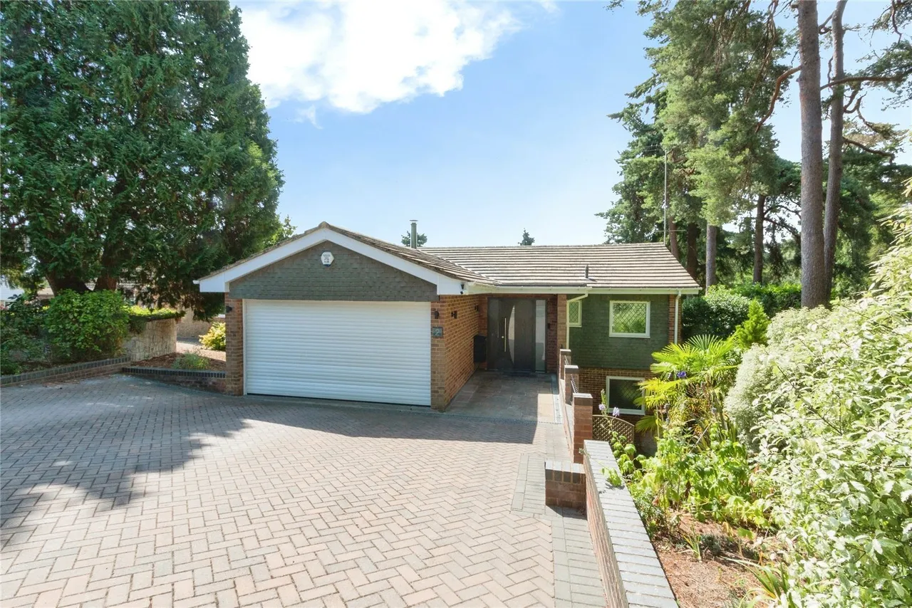 Redcrest Gardens, Camberley, GU15, photo 3