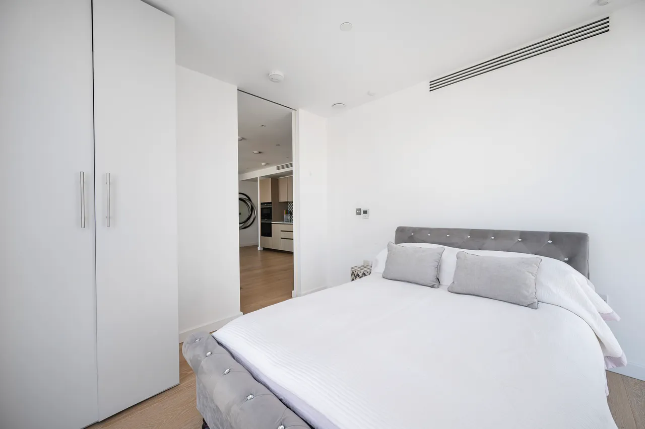 Flat 2203, 145 City Road, London, photo 3