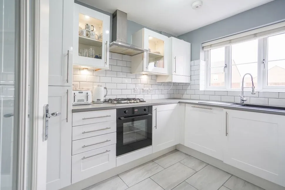 Swansnest Grove, Nuneaton, Warwickshire, CV10, photo 3