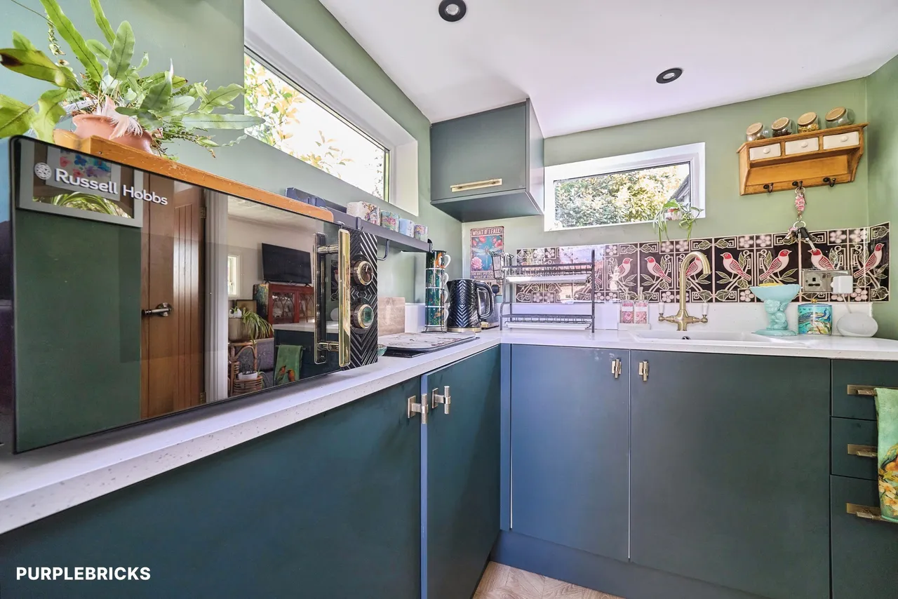 Upper Halliford Road, Shepperton, TW17, photo 16