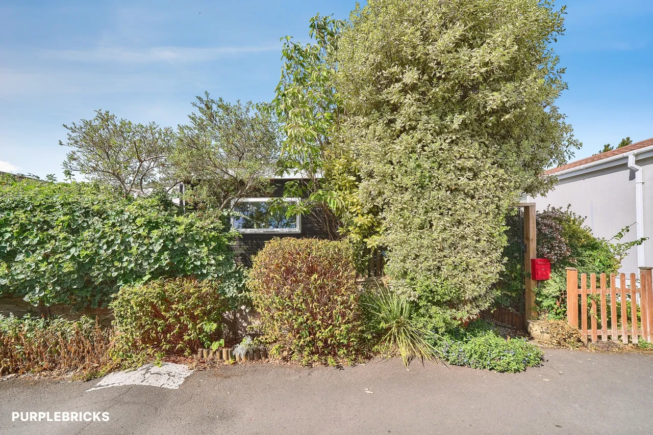 Upper Halliford Road, Shepperton, TW17, photo 27