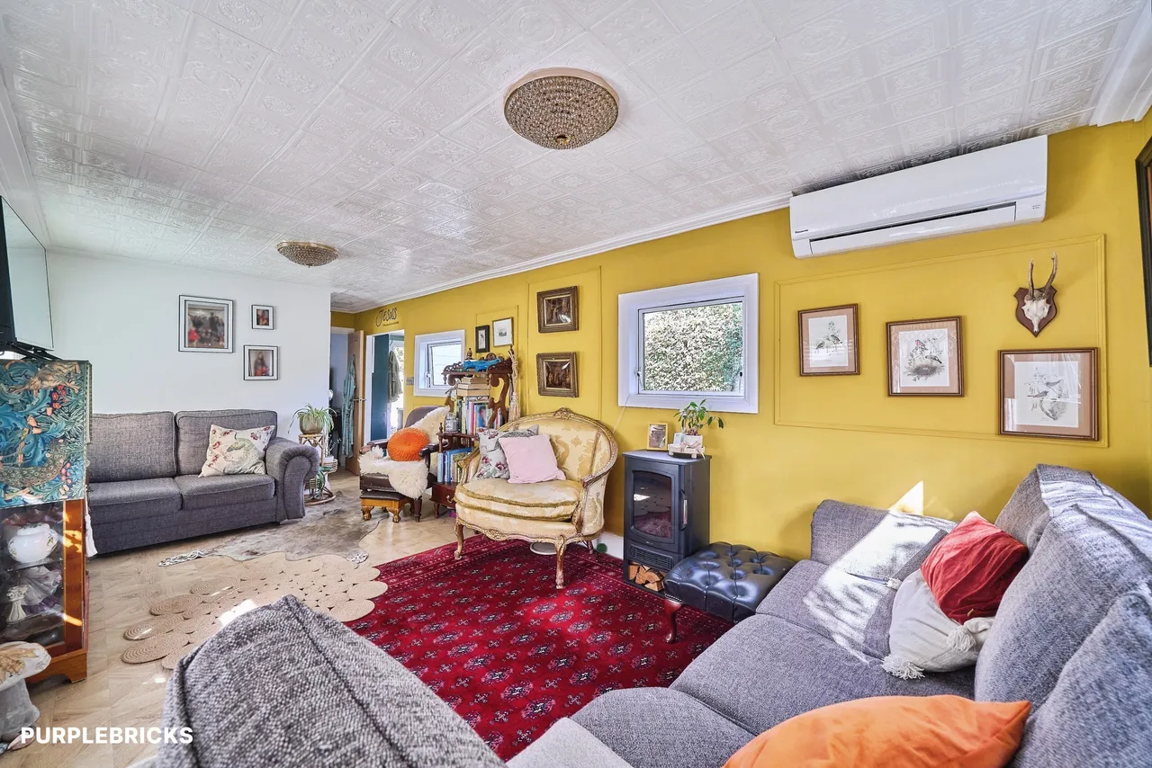 Upper Halliford Road, Shepperton, TW17, photo 7