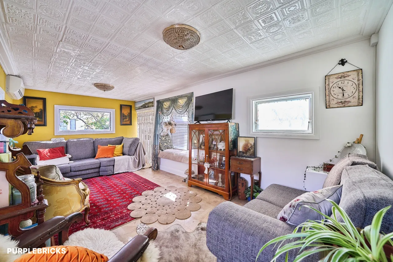 Upper Halliford Road, Shepperton, TW17, photo 8