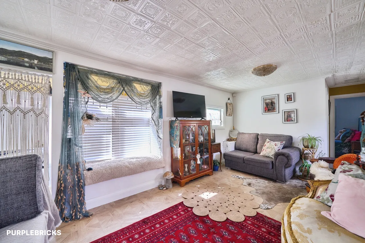 Upper Halliford Road, Shepperton, TW17, photo 9