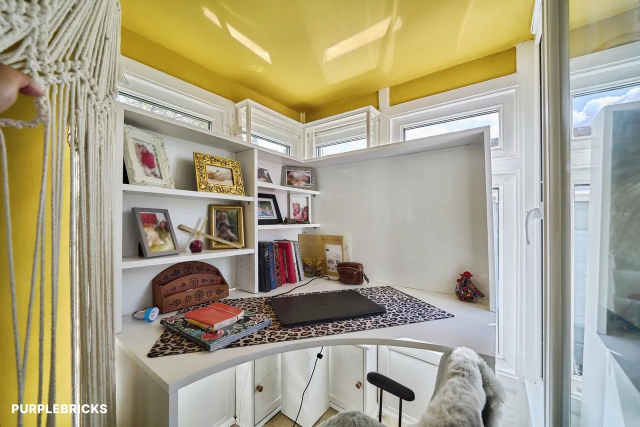 Upper Halliford Road, Shepperton, TW17, photo 15