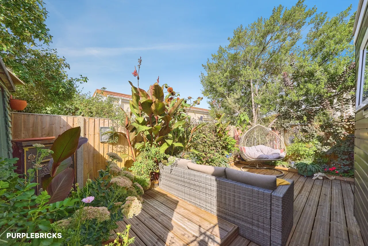 Upper Halliford Road, Shepperton, TW17, photo 23