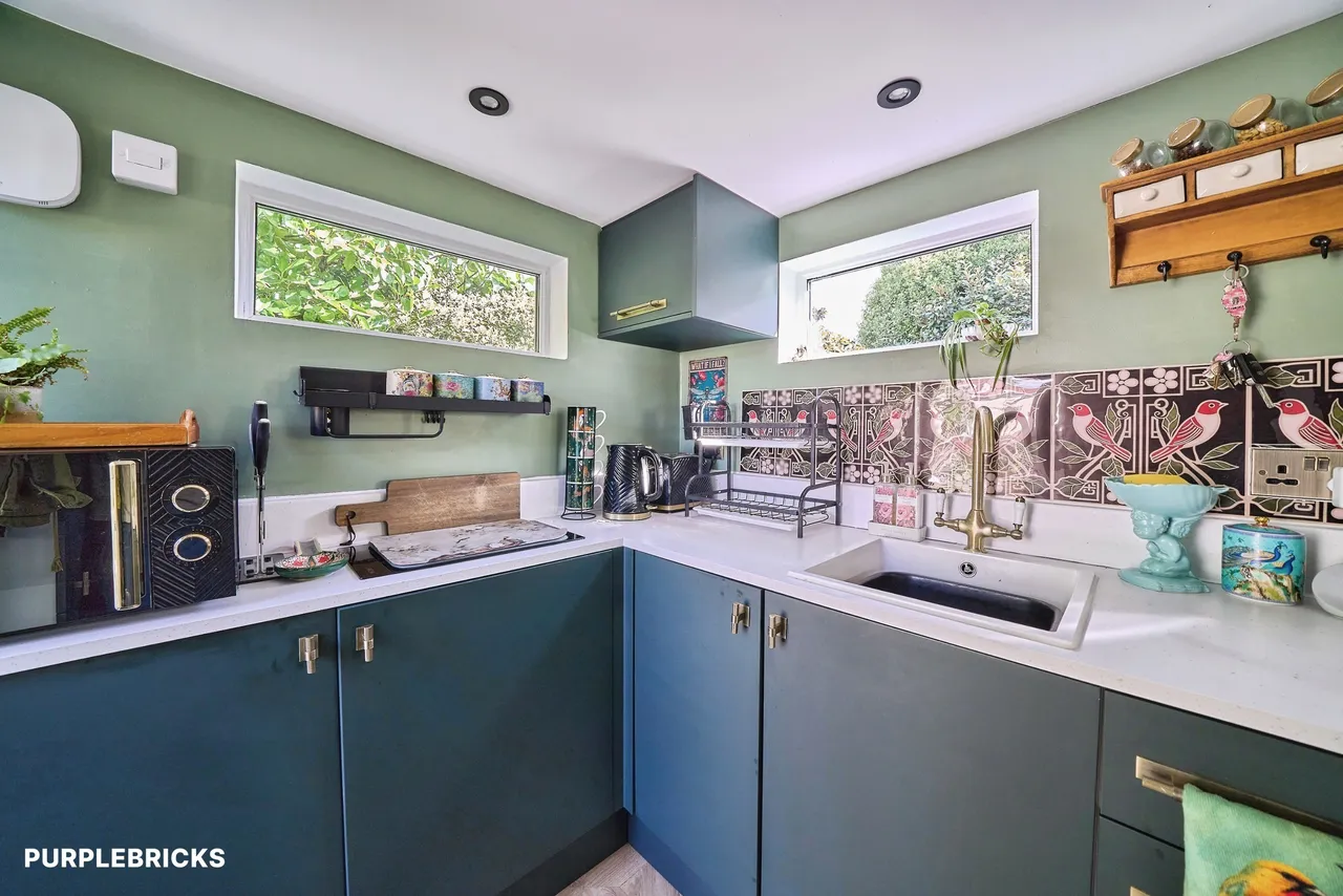 Upper Halliford Road, Shepperton, TW17, photo 13