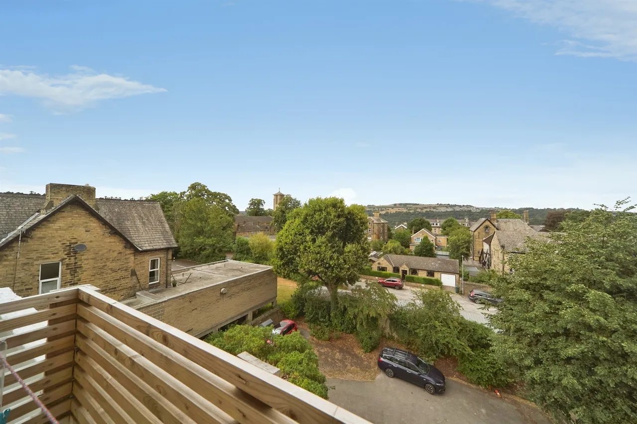 Bradford Road, Shipley, BD18, photo 3
