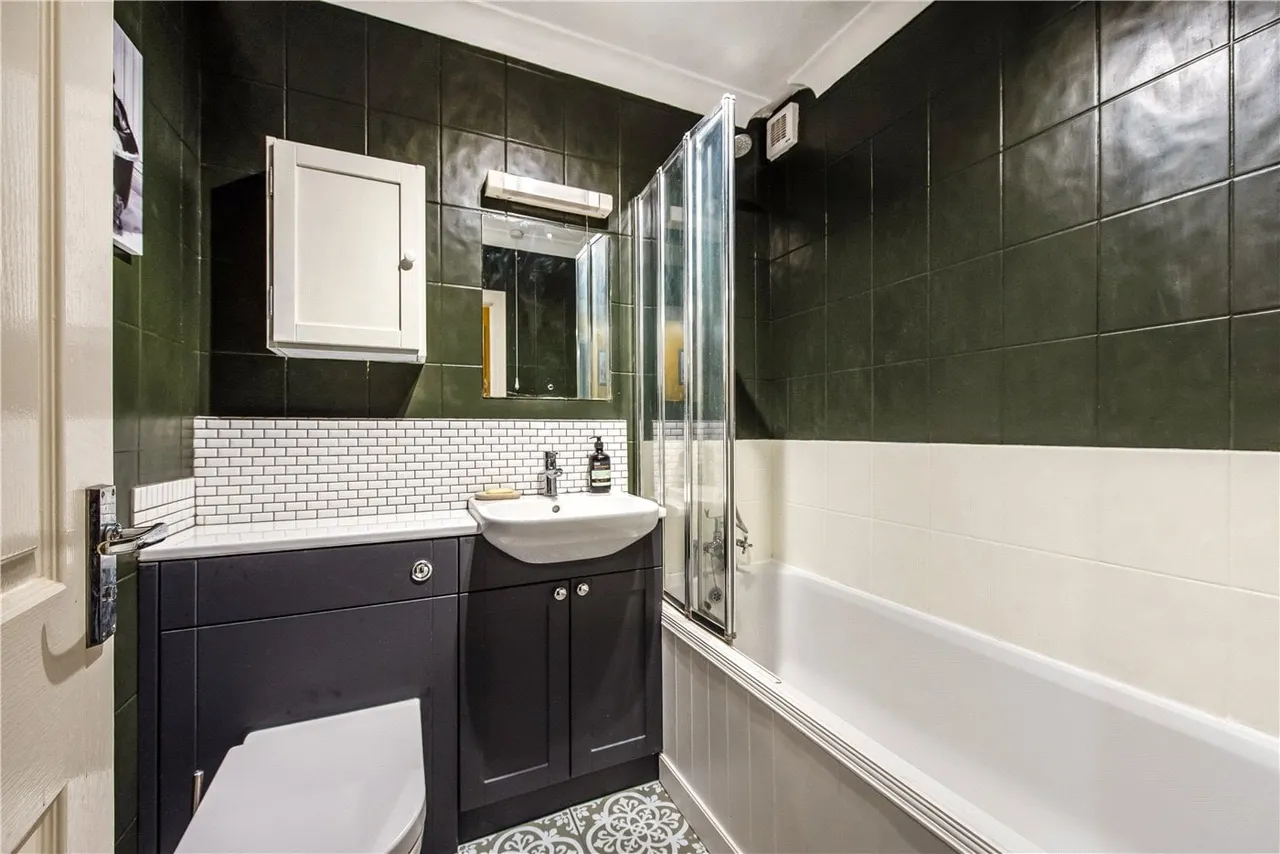 Abbotts Court, Park Road, Winchester, SO23, photo 9