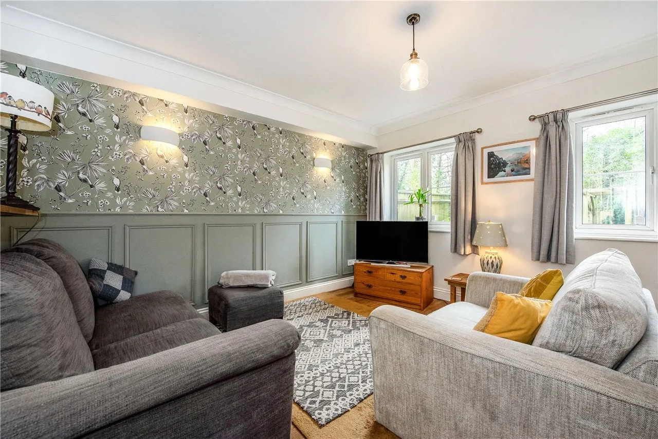 Abbotts Court, Park Road, Winchester, SO23, photo 6