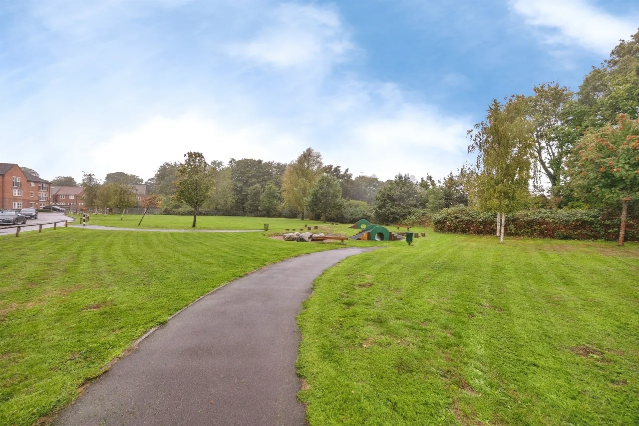 Athens Way, Waterlooville, PO7, photo 19