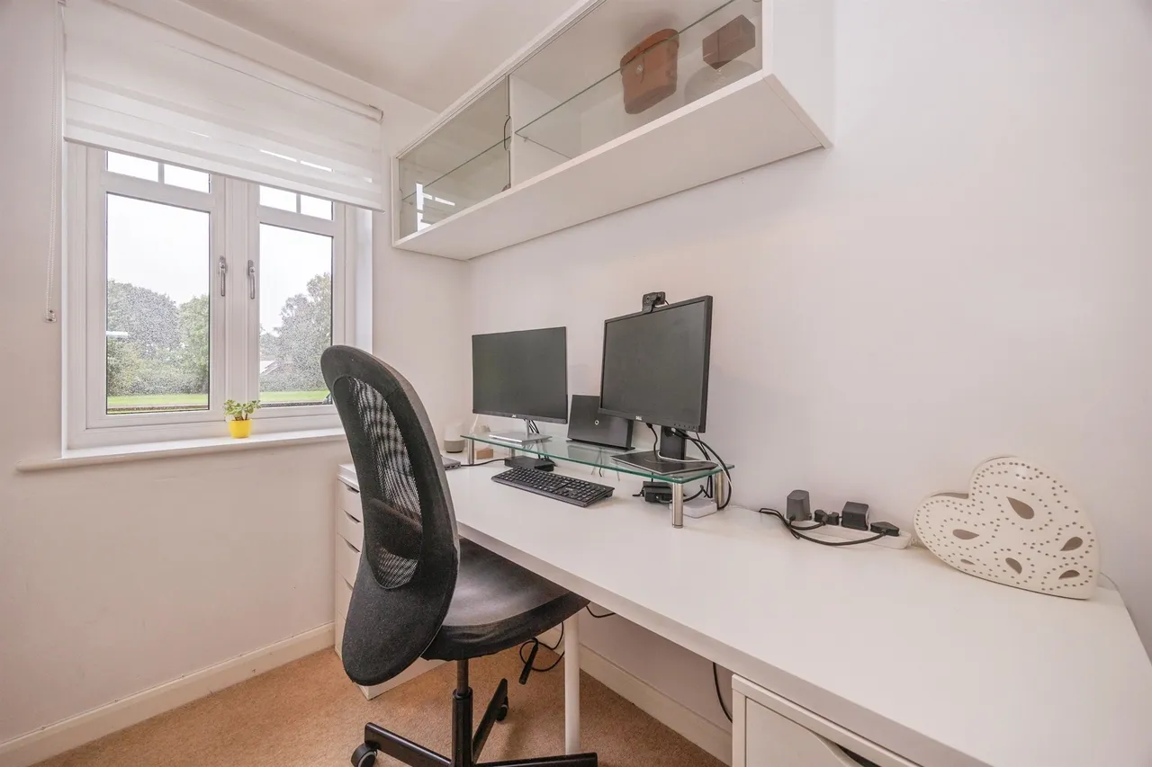 Athens Way, Waterlooville, PO7, photo 8