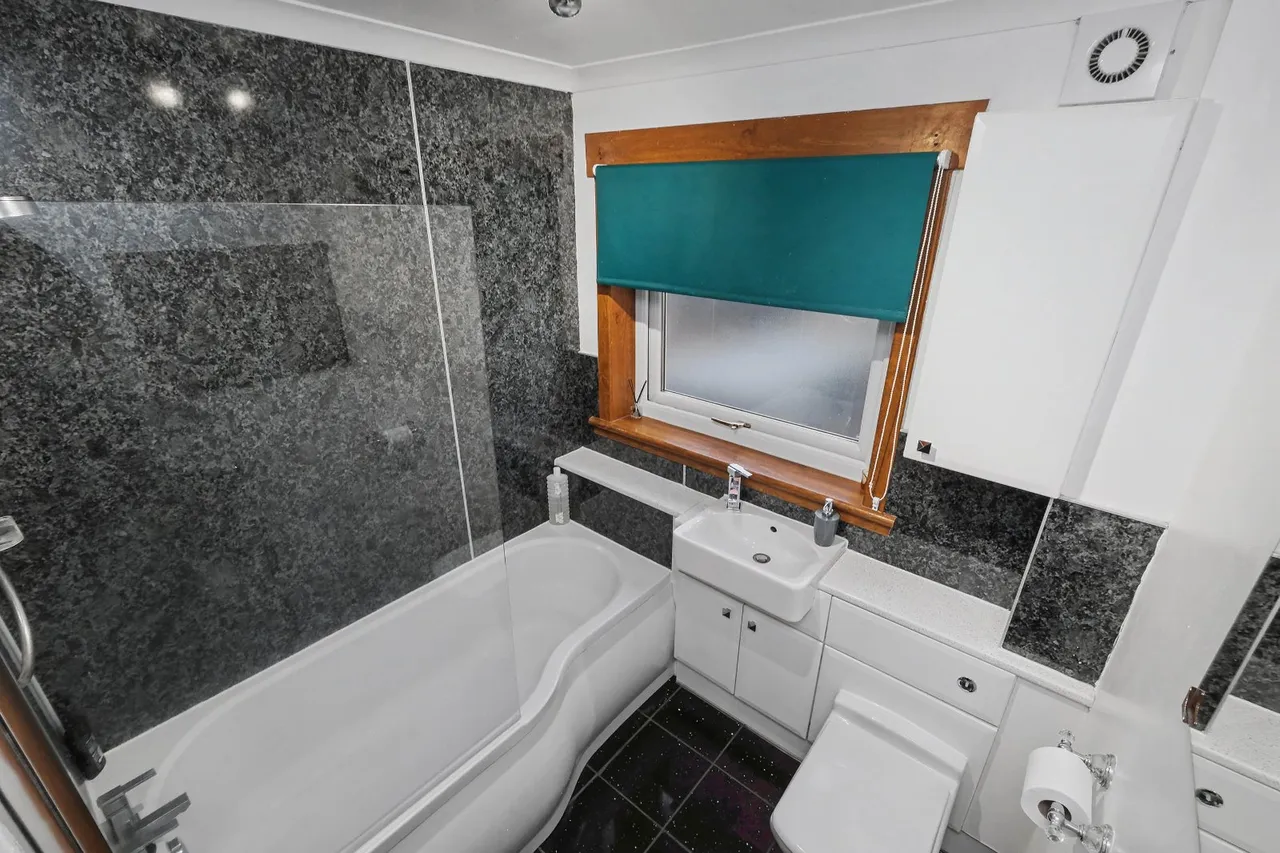 Captain Gray Place, Peterhead, AB42, photo 9