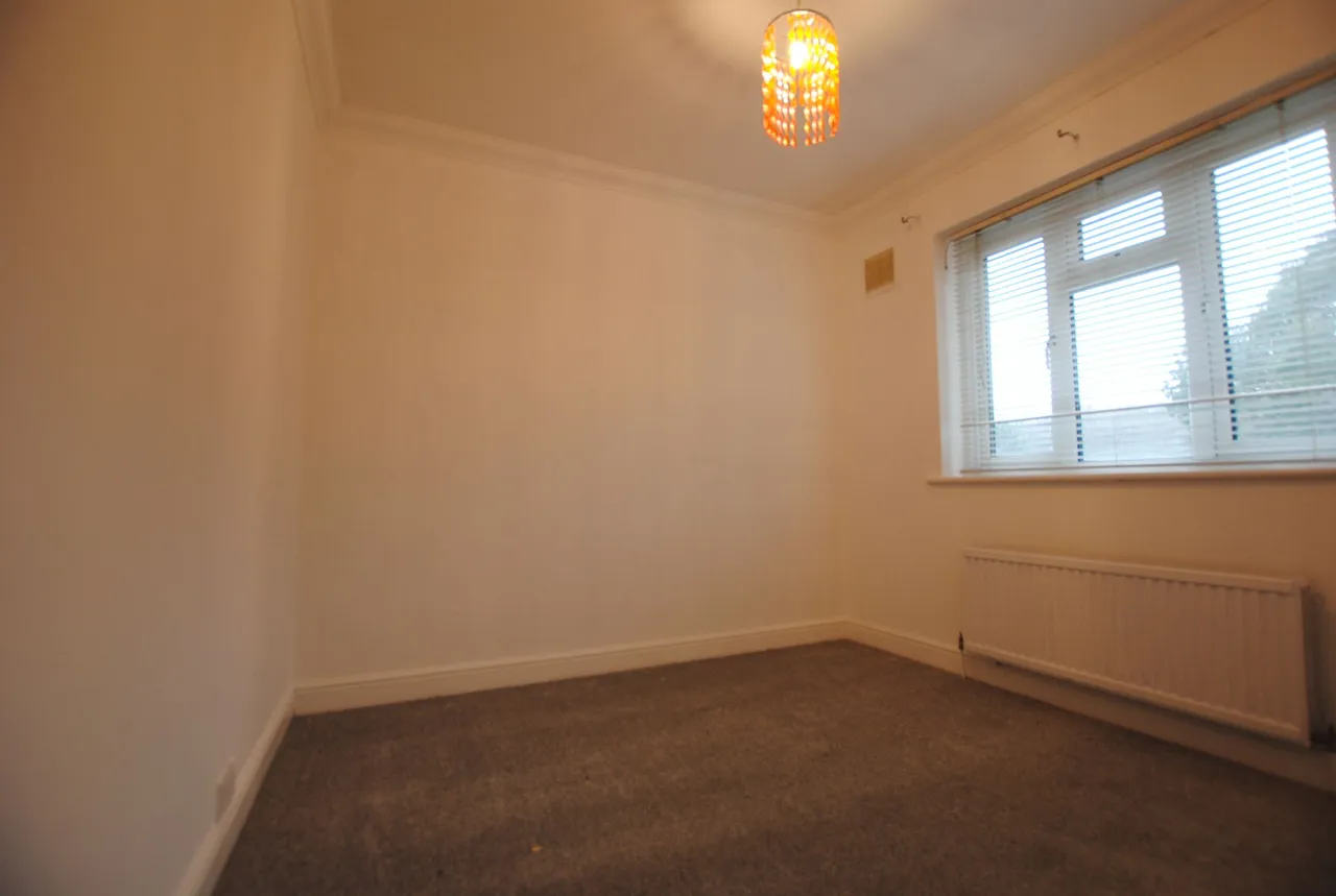 Robin Hood Lane, Blue Bell Hill, Chatham, Kent, ME5 9QU, photo 11
