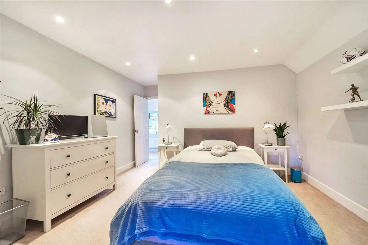 Red Shute Hill, Hermitage, Thatcham, Berkshire, RG18 9QH, photo 11