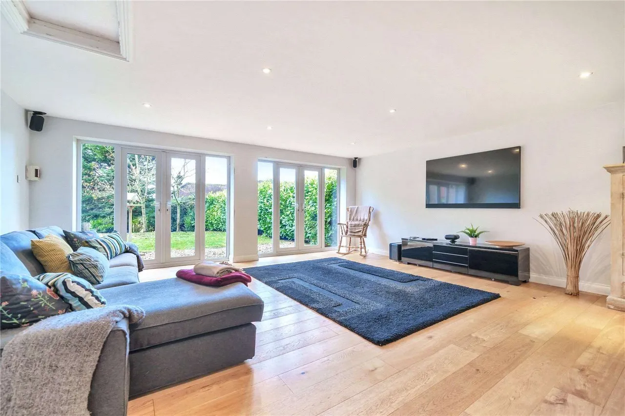 Red Shute Hill, Hermitage, Thatcham, Berkshire, RG18 9QH, photo 6