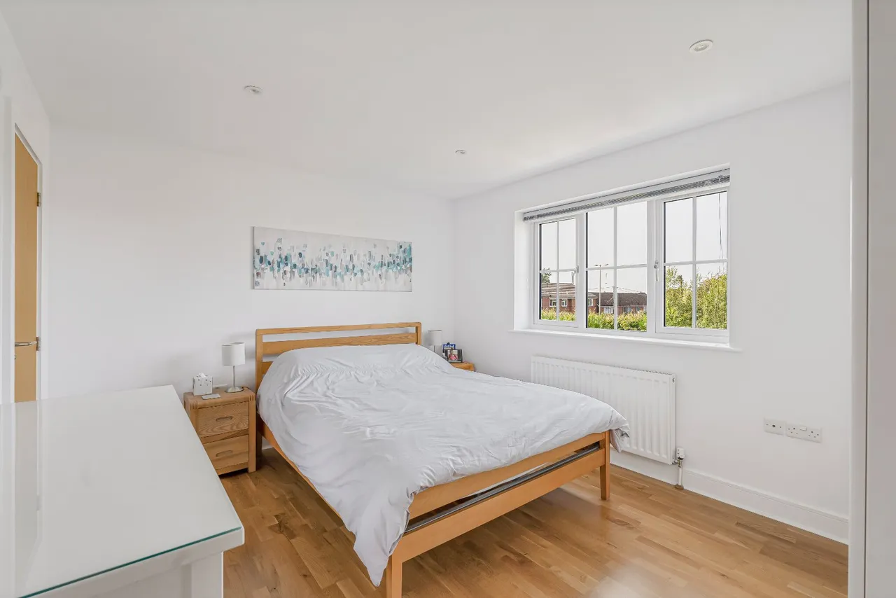 Winchester Road, GU34, photo 12