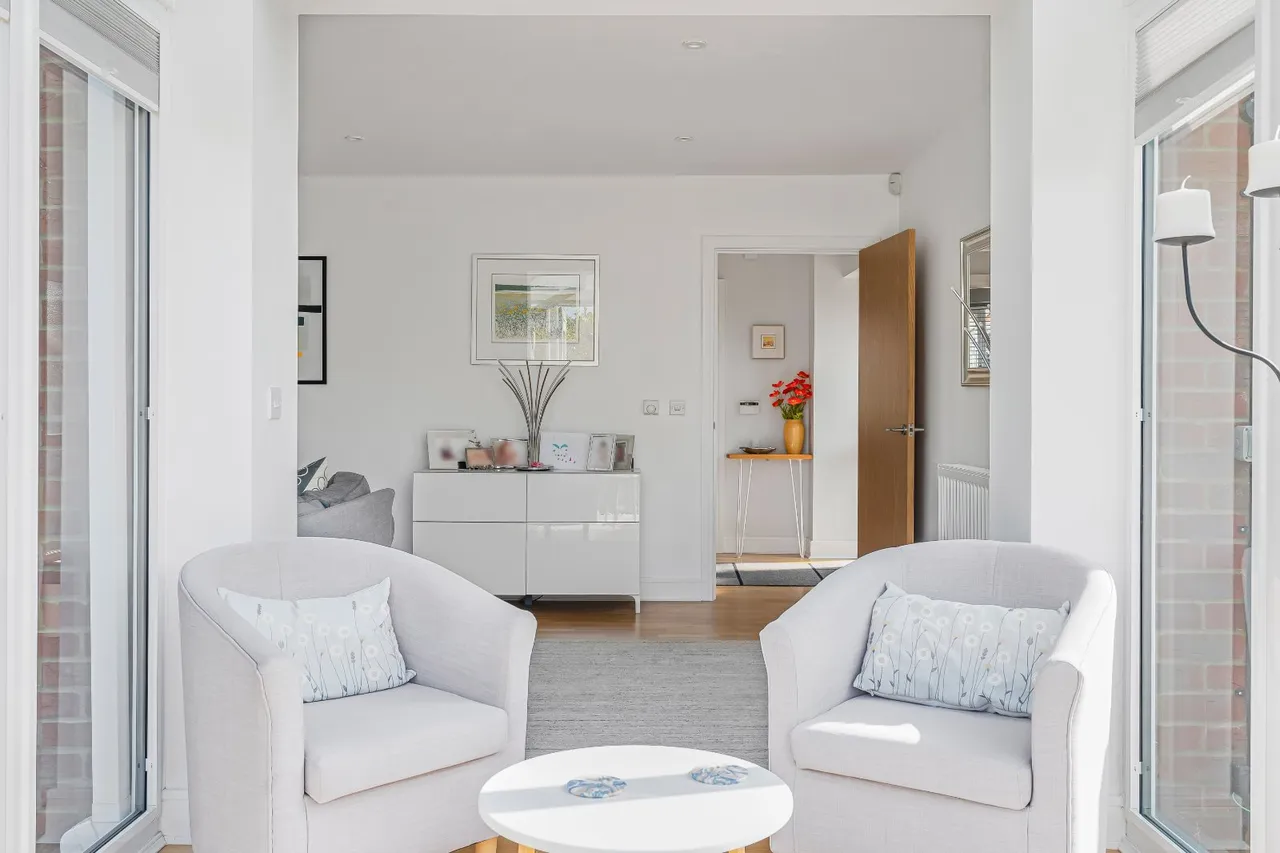Winchester Road, GU34, photo 11