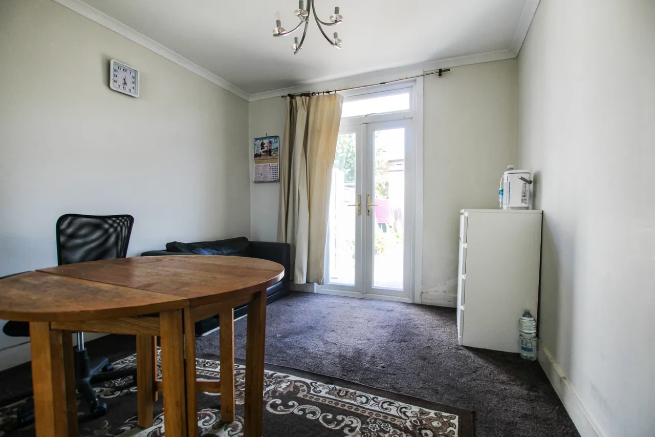 Dawley Road, Hayes, UB3, photo 3