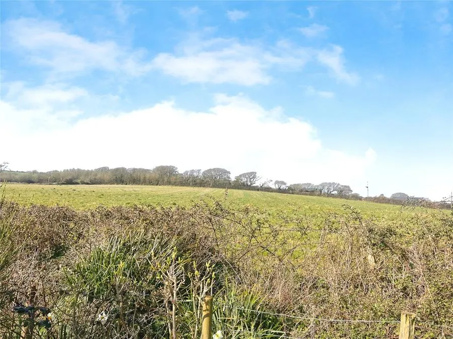 Redlake Road, Freshwater, PO40, photo 13