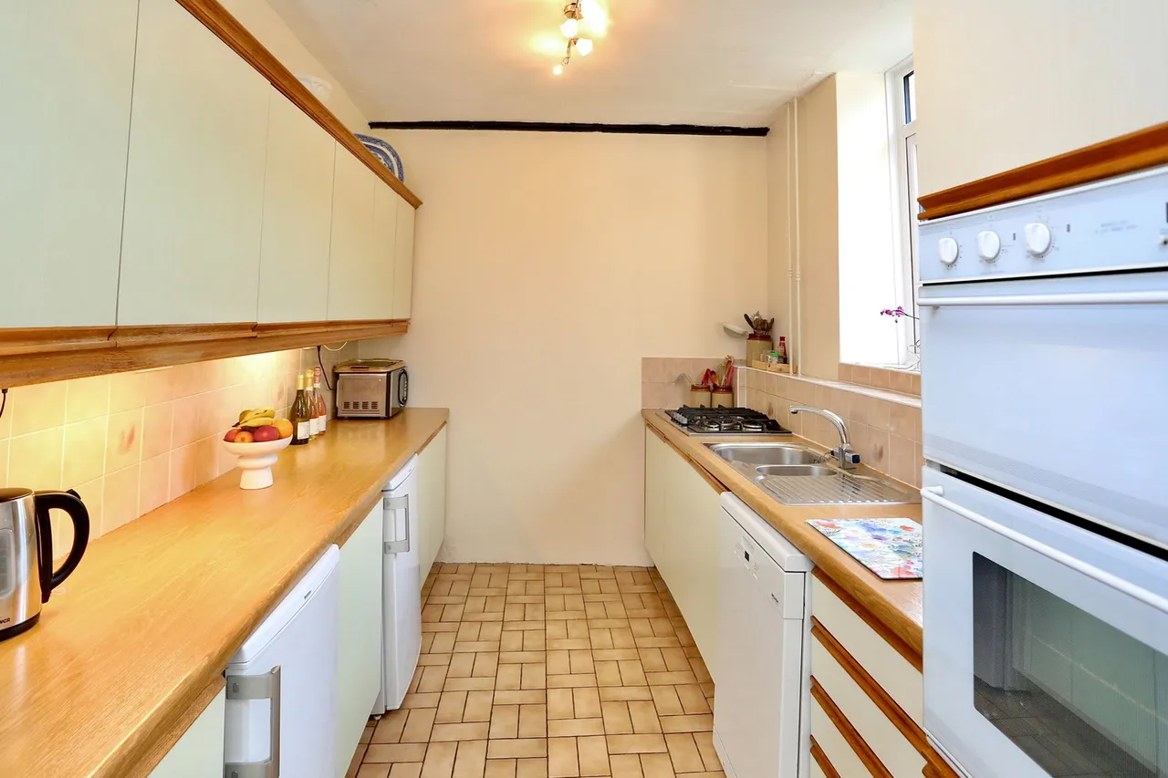 Legar House, Llangattock, Crickhowell, Powys, NP8 1HL, photo 11