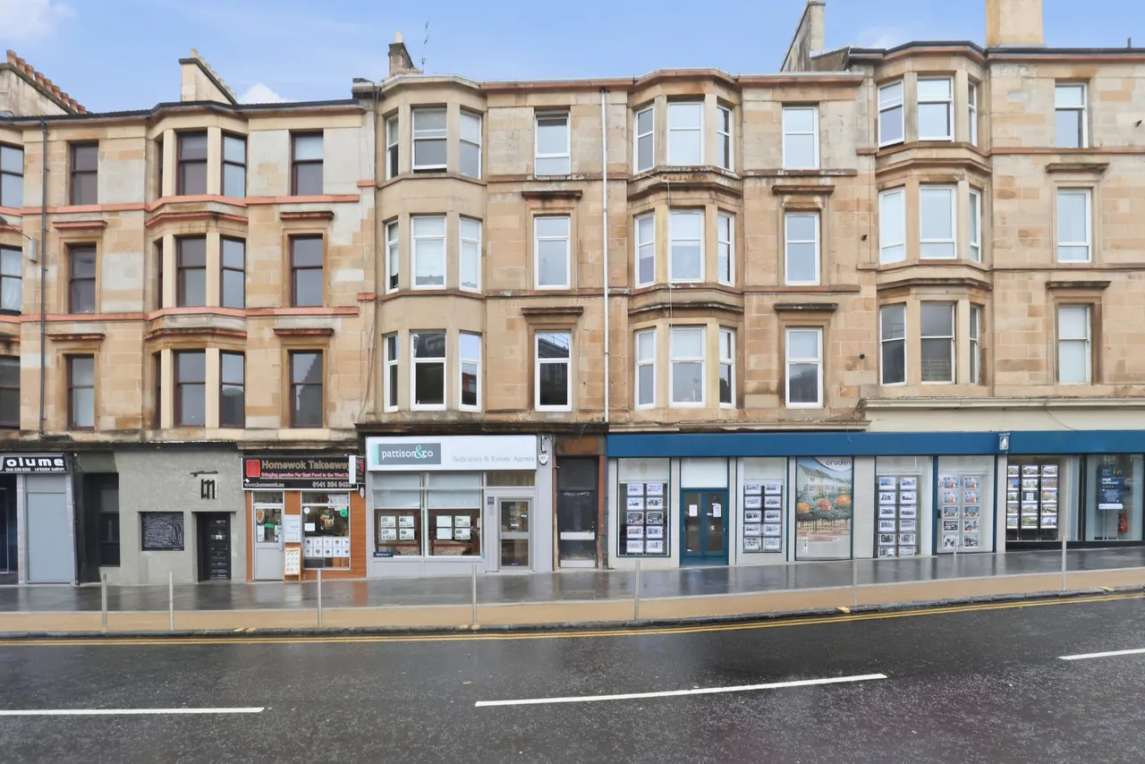 2 bed flat for sale, Byres Road, Partick, G11