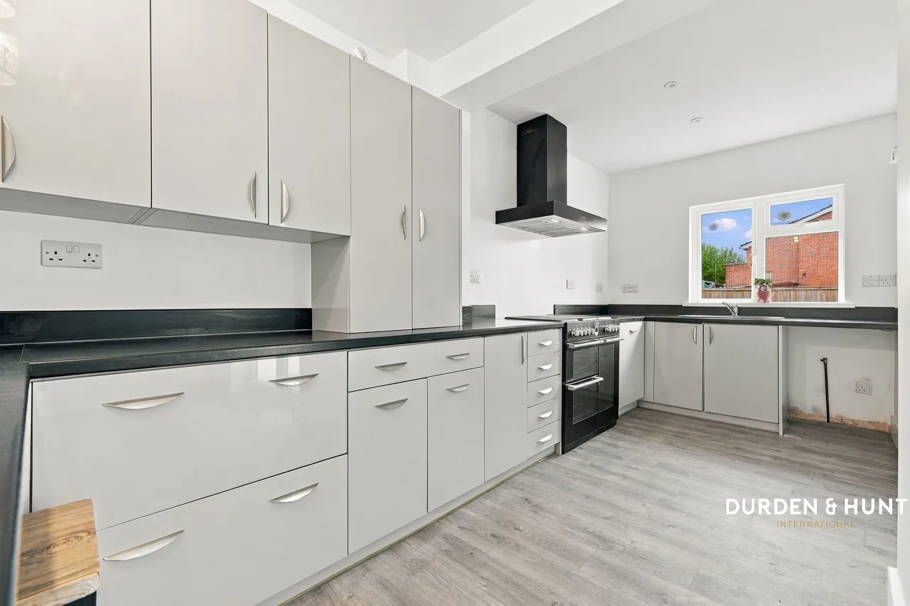 Rayleigh Road, Leigh-On-Sea, SS9, photo 5