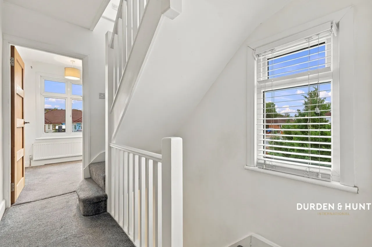 Rayleigh Road, Leigh-On-Sea, SS9, photo 17