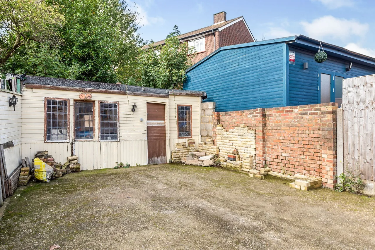 Mount Pleasant Road, Collier Row, Romford, Havering, RM5, photo 14
