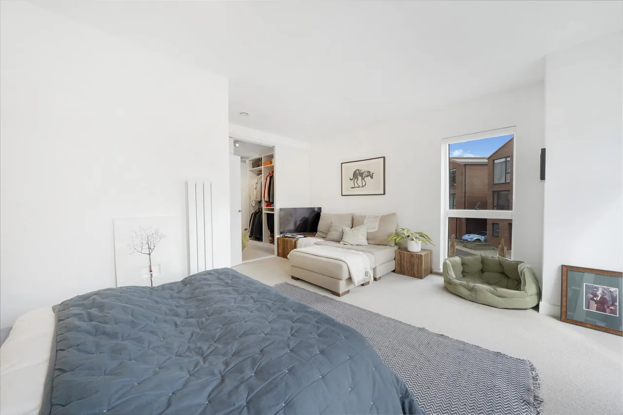 Guardhouse Way, Millbrook Park, NW7 1FX, photo 12