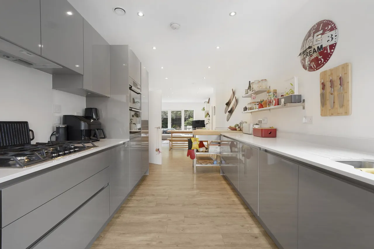 Guardhouse Way, Millbrook Park, NW7 1FX, photo 5
