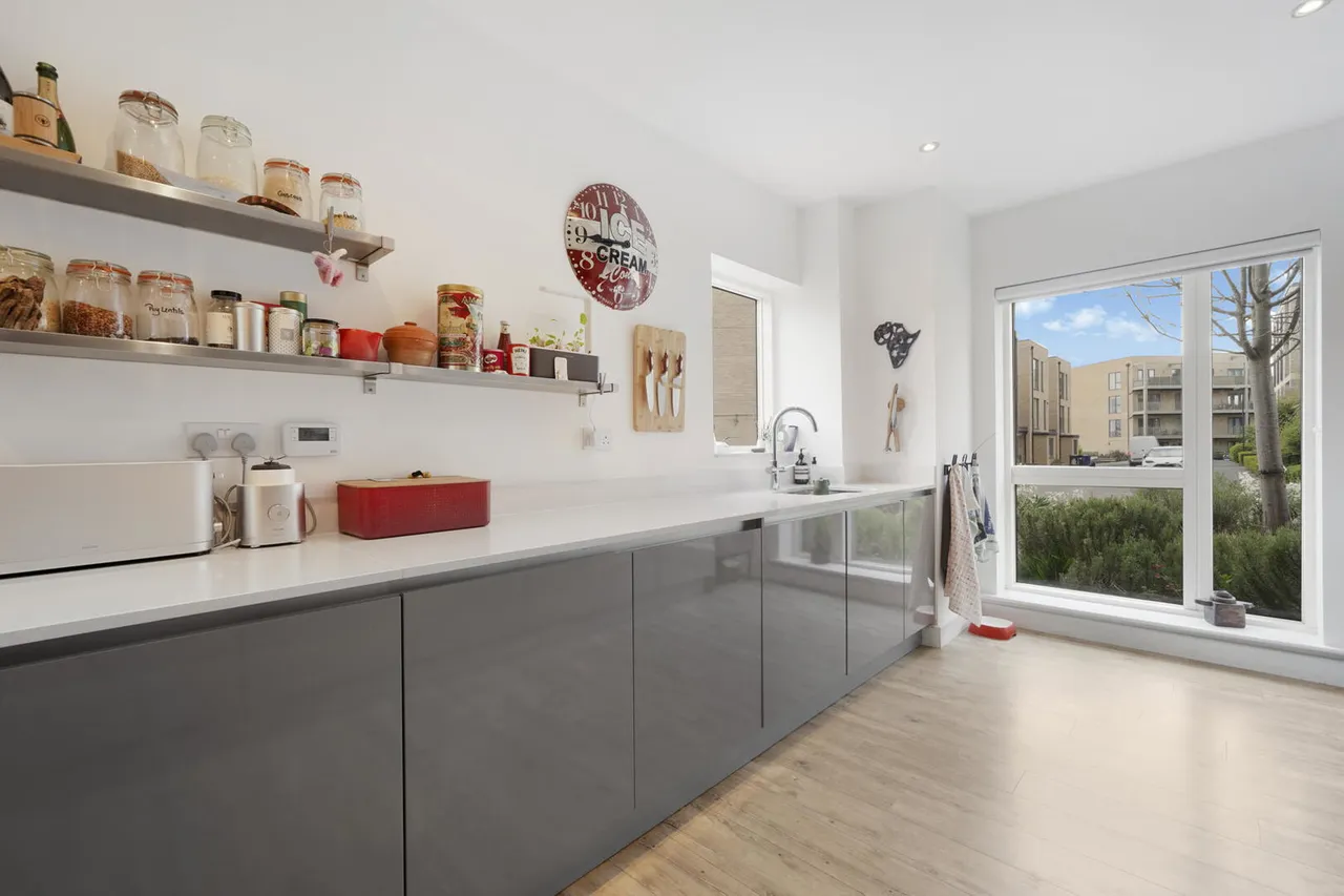 Guardhouse Way, Millbrook Park, NW7 1FX, photo 6