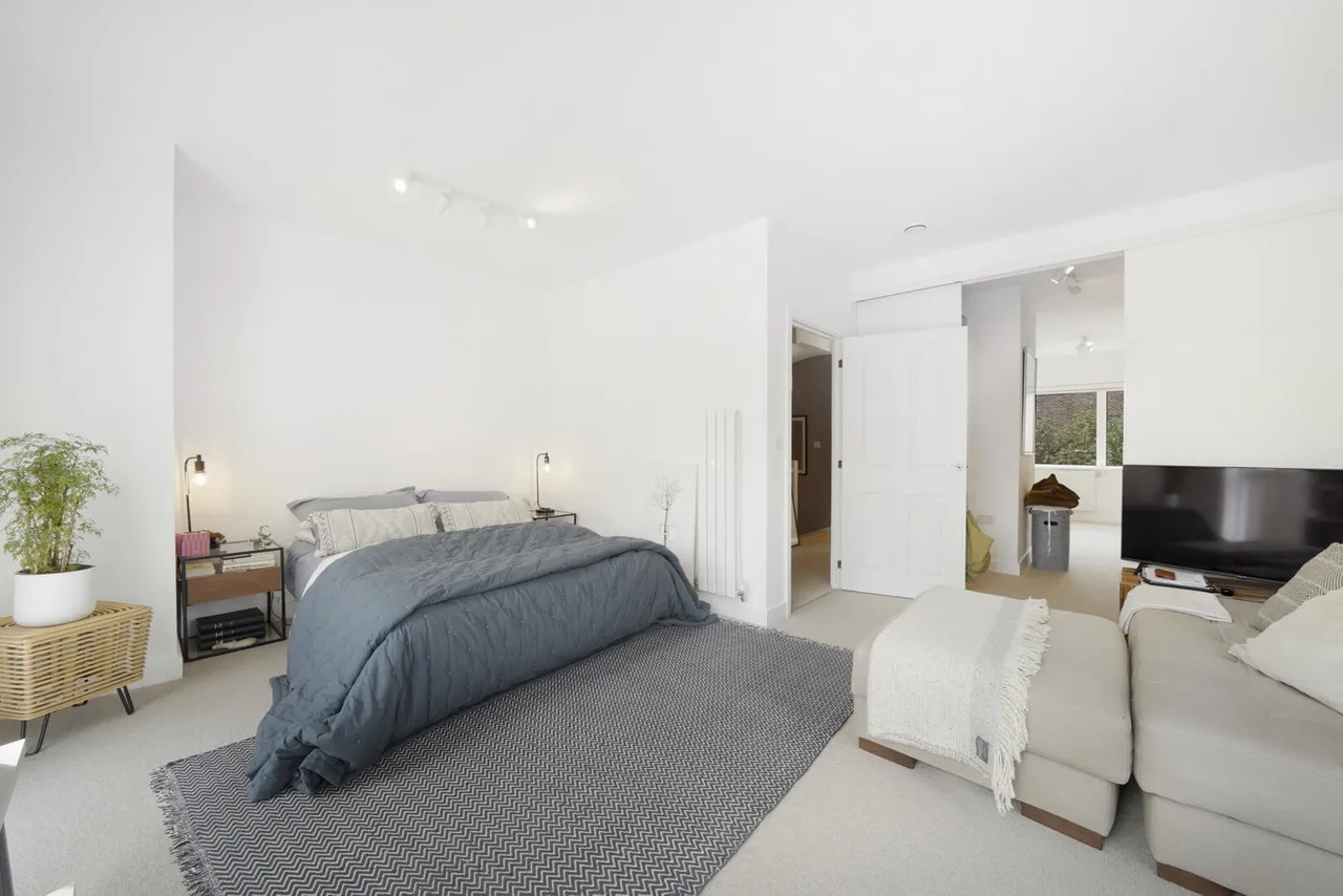 Guardhouse Way, Millbrook Park, NW7 1FX, photo 26