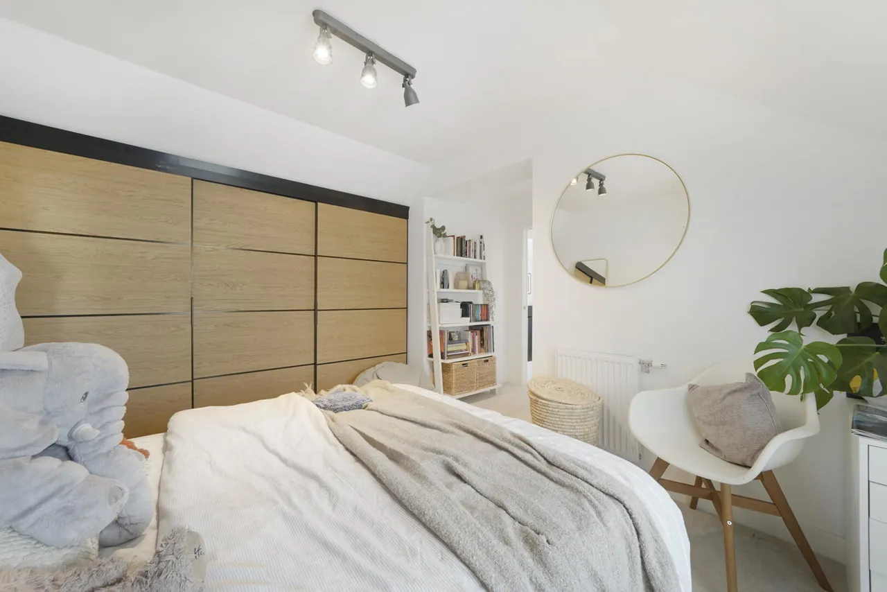 Guardhouse Way, Millbrook Park, NW7 1FX, photo 16