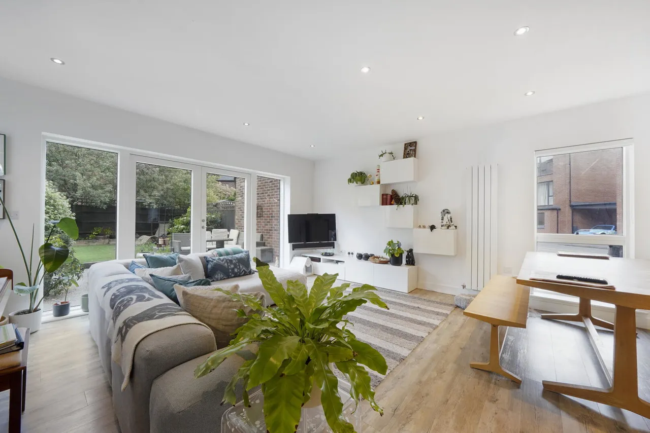 Guardhouse Way, Millbrook Park, NW7 1FX, photo 4