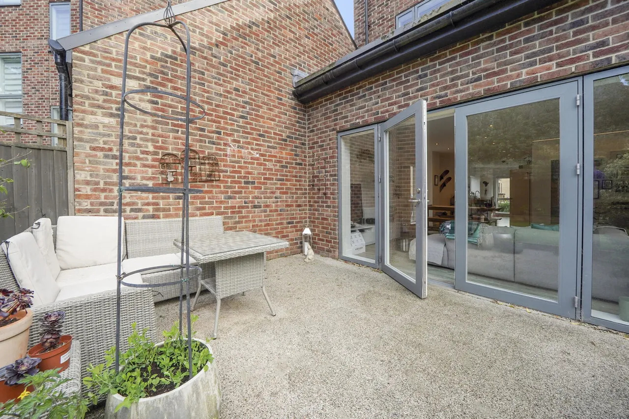 Guardhouse Way, Millbrook Park, NW7 1FX, photo 31