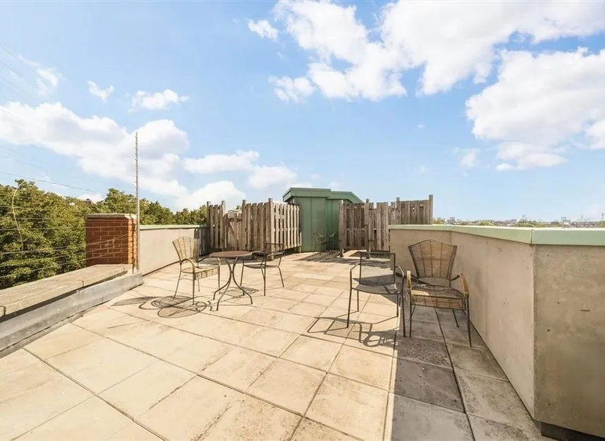 Shoot Up Hill, Kilburn, NW2, photo 7