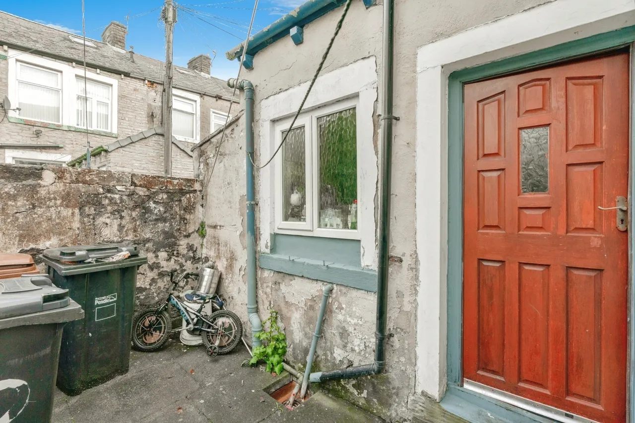 Lime Street, Nelson, Lancashire, BB9, photo 5