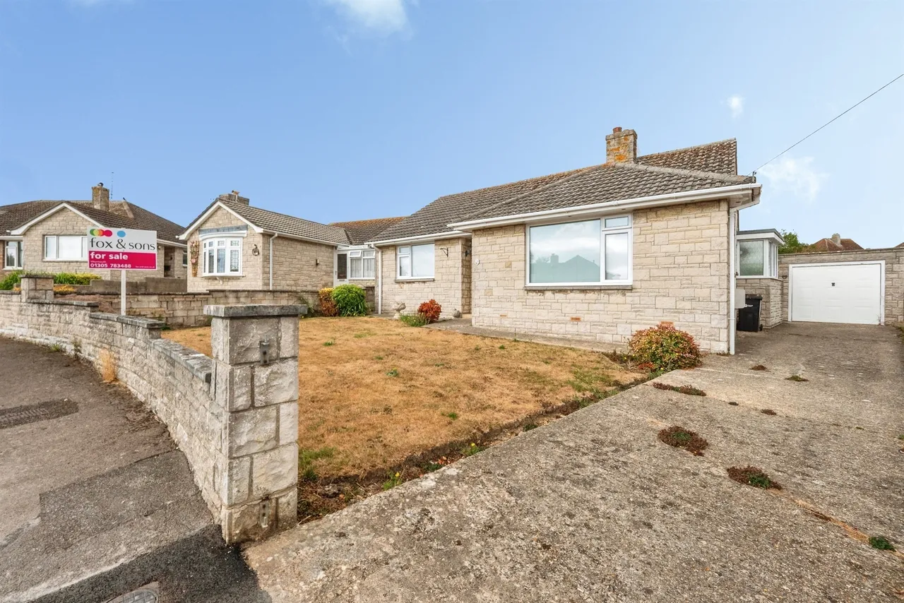 3 bed house for sale — Rex Lane, Chickerell, Weymouth