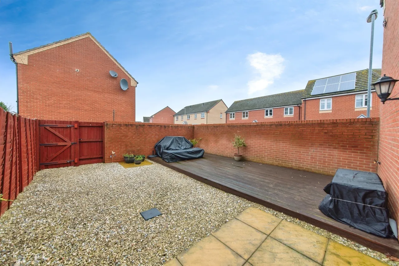 Silverstone Road, Bourne, PE10, photo 15