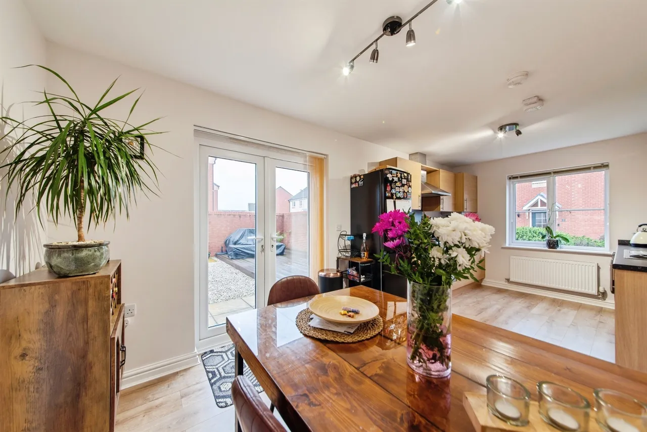 Silverstone Road, Bourne, PE10, photo 2