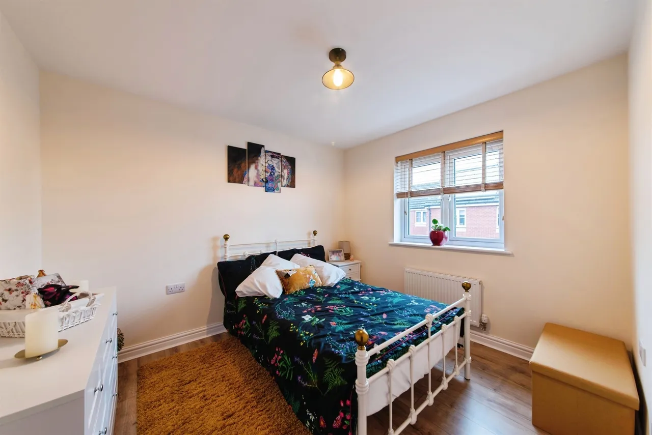 Silverstone Road, Bourne, PE10, photo 10
