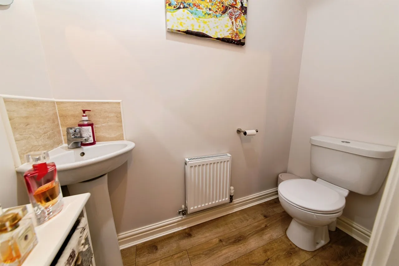 Silverstone Road, Bourne, PE10, photo 8