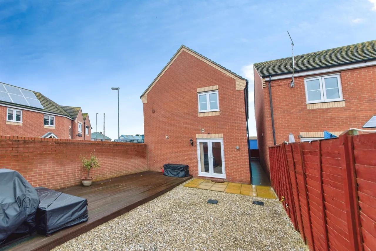 Silverstone Road, Bourne, PE10, photo 16