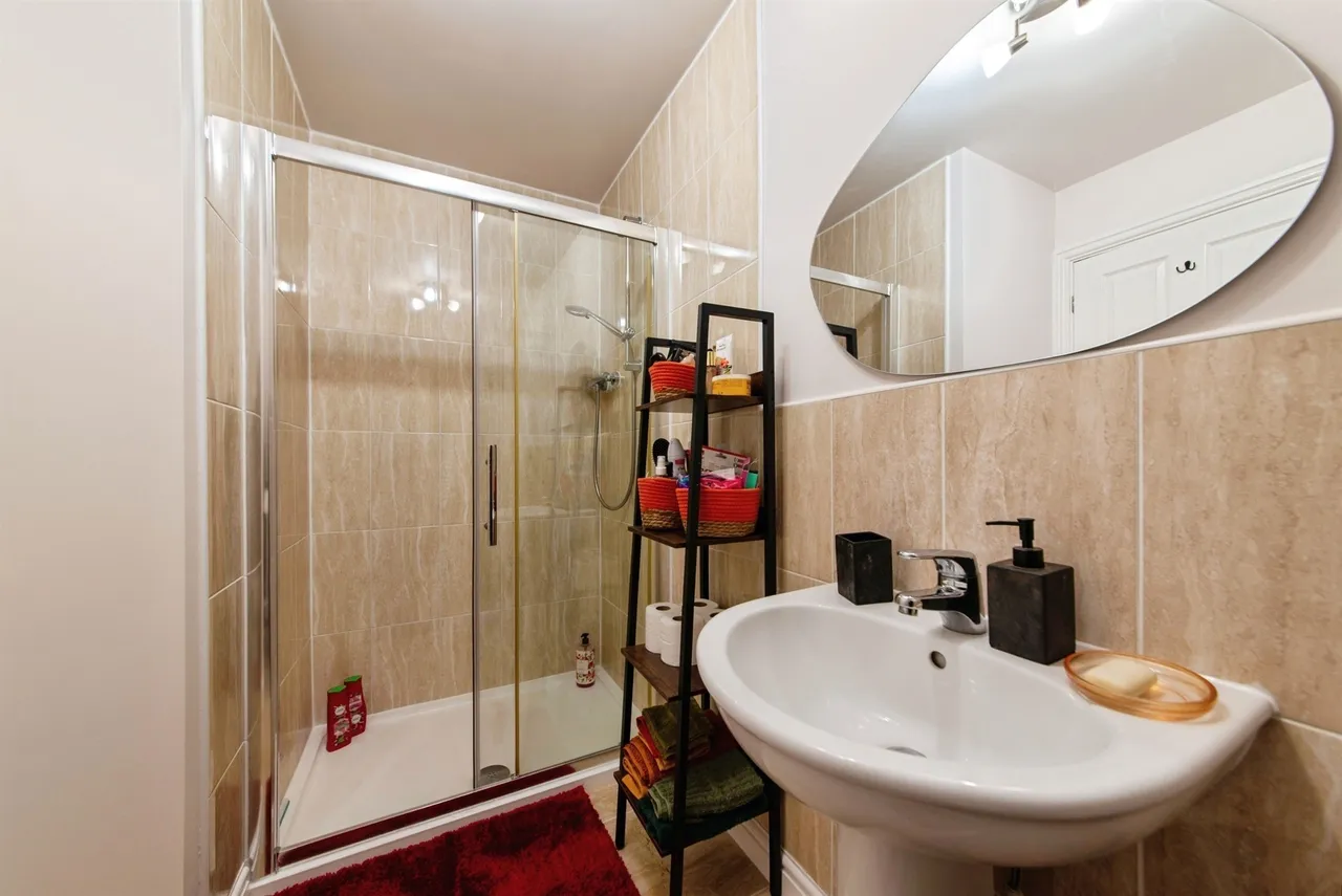 Silverstone Road, Bourne, PE10, photo 7